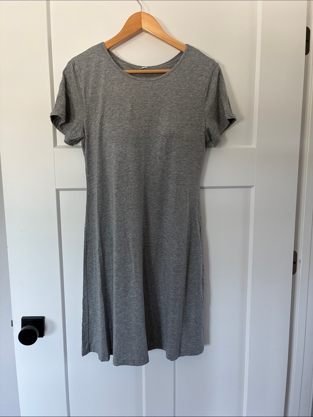 Uniqlo Heather Gray Short-Sleeve Mini Dress